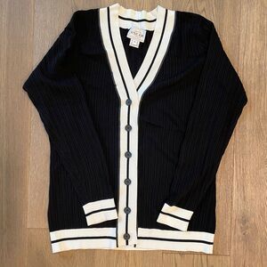 Women’s Oscar de la Rente Navy and White Button-Up Cardigan size M